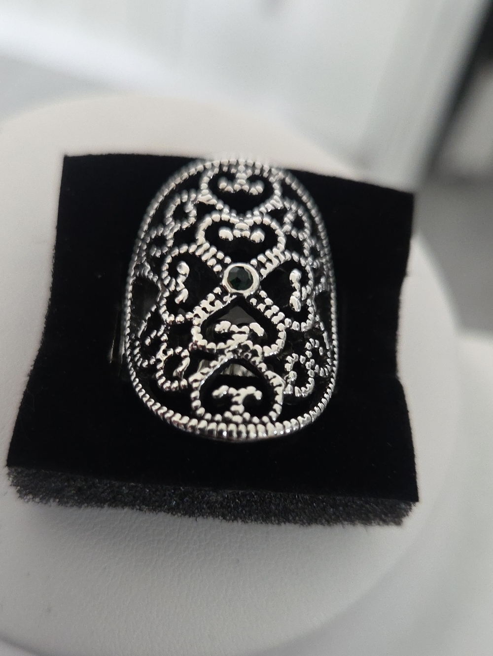 Paparazzi Imperial Icon Green Ring NWT